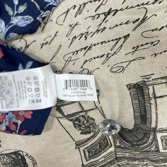 BCBGMAXAZRIA Floral-Print Blouse - Picture 12 of 14